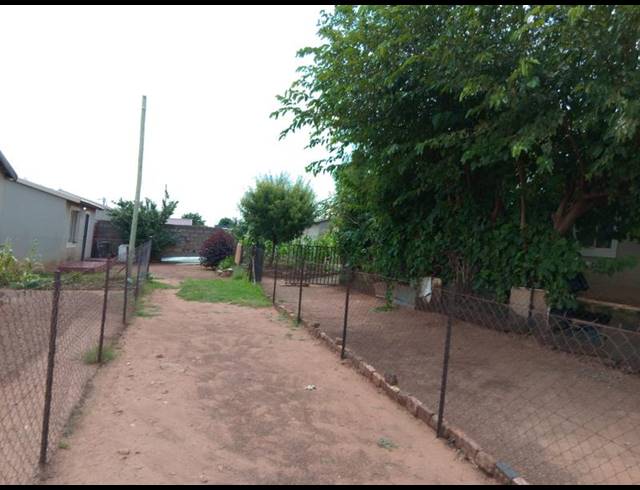 2 BEDROOM HOUSE FOR SALE IN KANANA PARK